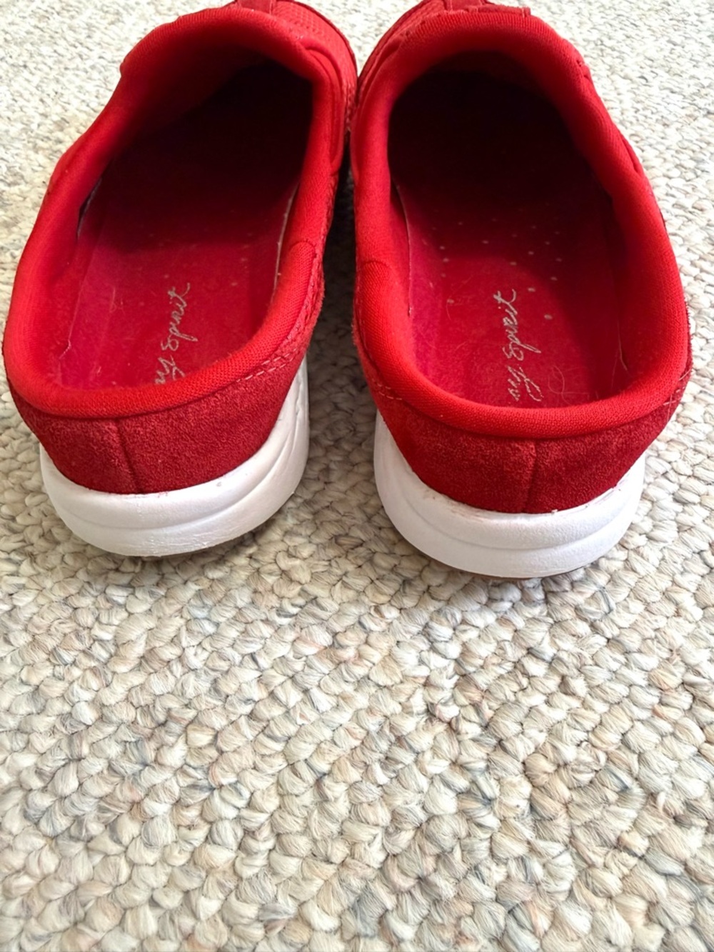 Easy Spirit women’s 8.5 red Traveltime slip-on shoes sneakers - Picture 5 of 8